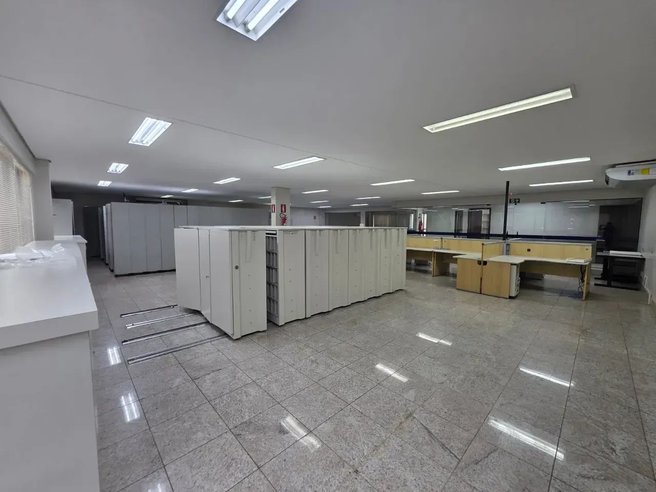 Sala Comercia Térrea - 650 m² - Plano Diretor Sul - Foto 2