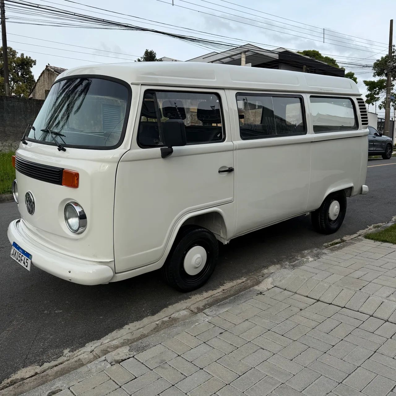 Volkswagen Kombi Standard/ Luxo/ Serie Prata 2003