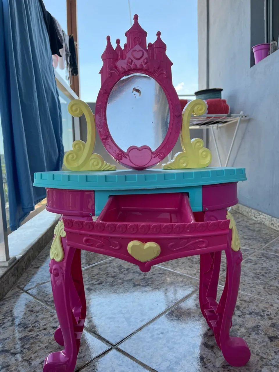 Penteadeira infantil 