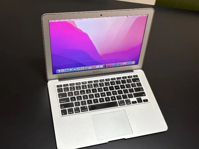 Apple MacBook Air 13インチ シルバー　2017 8GB Apple MacBook Air 13.3