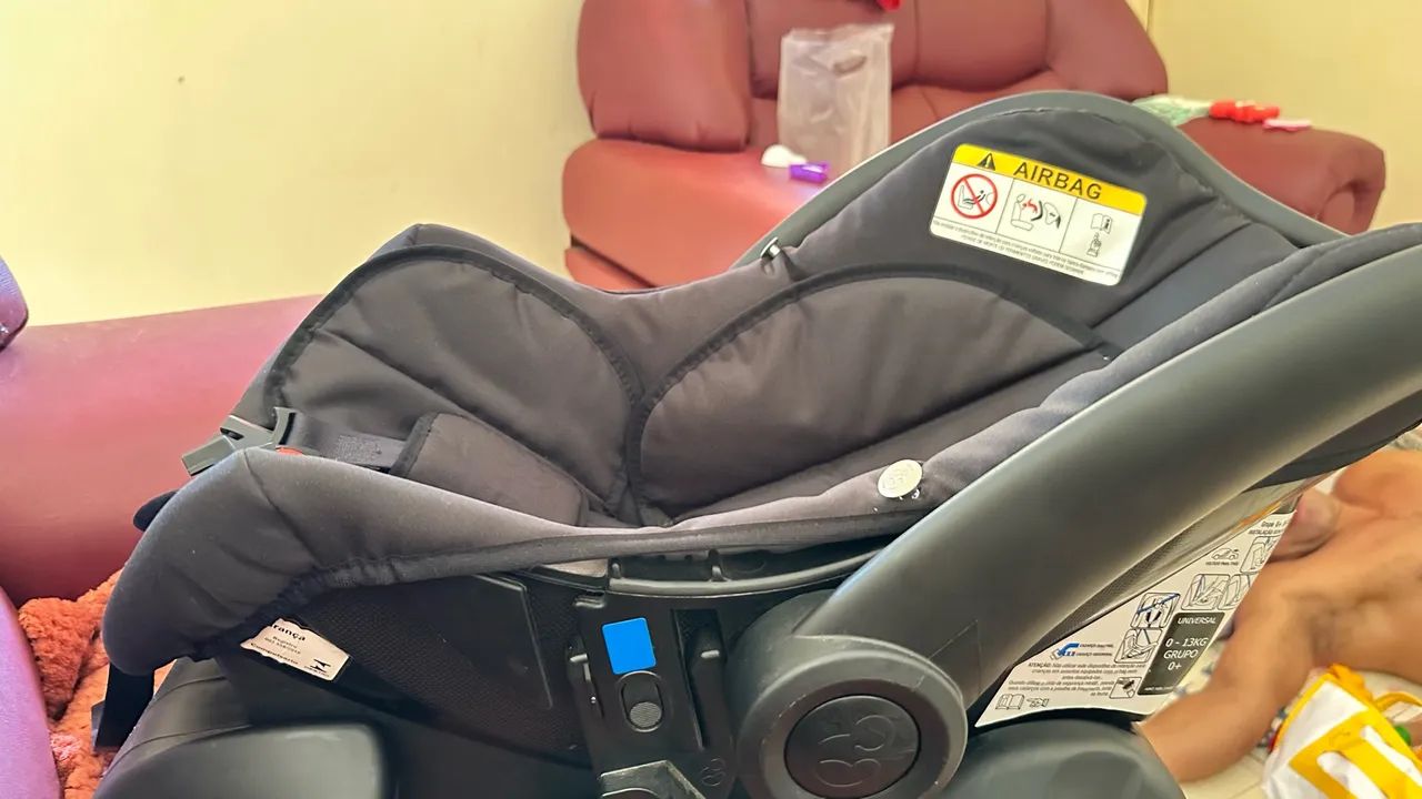 Vende-se bebê conforto com base - Foto 2