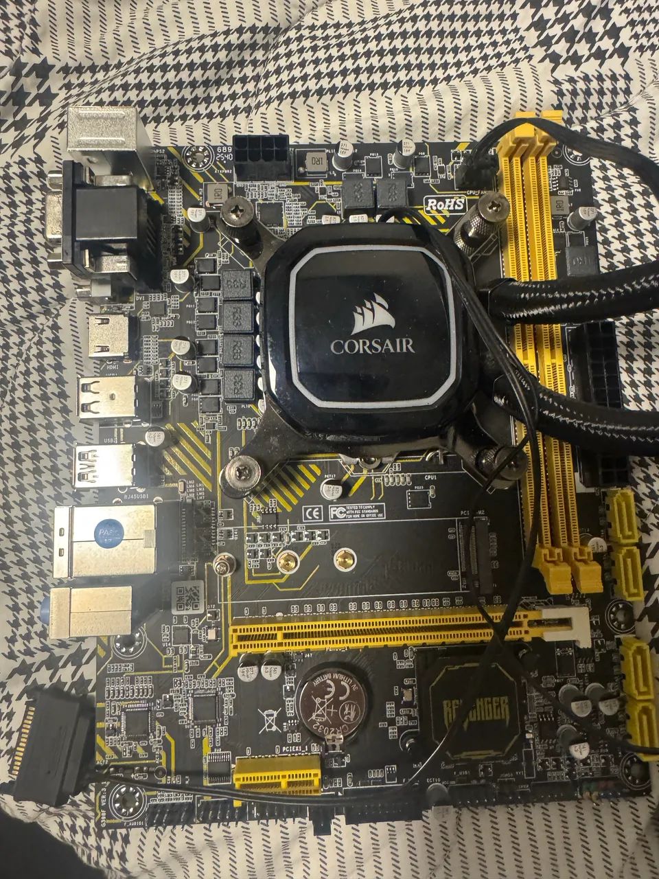 【初期化済】i7-9700K 16GB SSD256GB+2TB Win11 初期化済】i7-9700K 16GB SSD256GB+2TB Win11 初期化済】i7-9700K 16GB