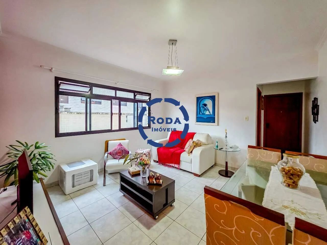 Apartamento à venda em Santos com 2 dormitórios e vaga fechada