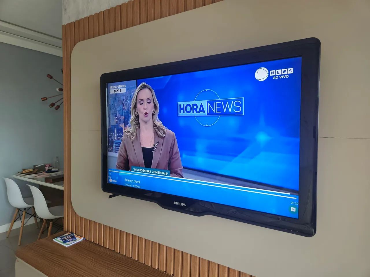 TV Philips 40 polegadas - Foto 2