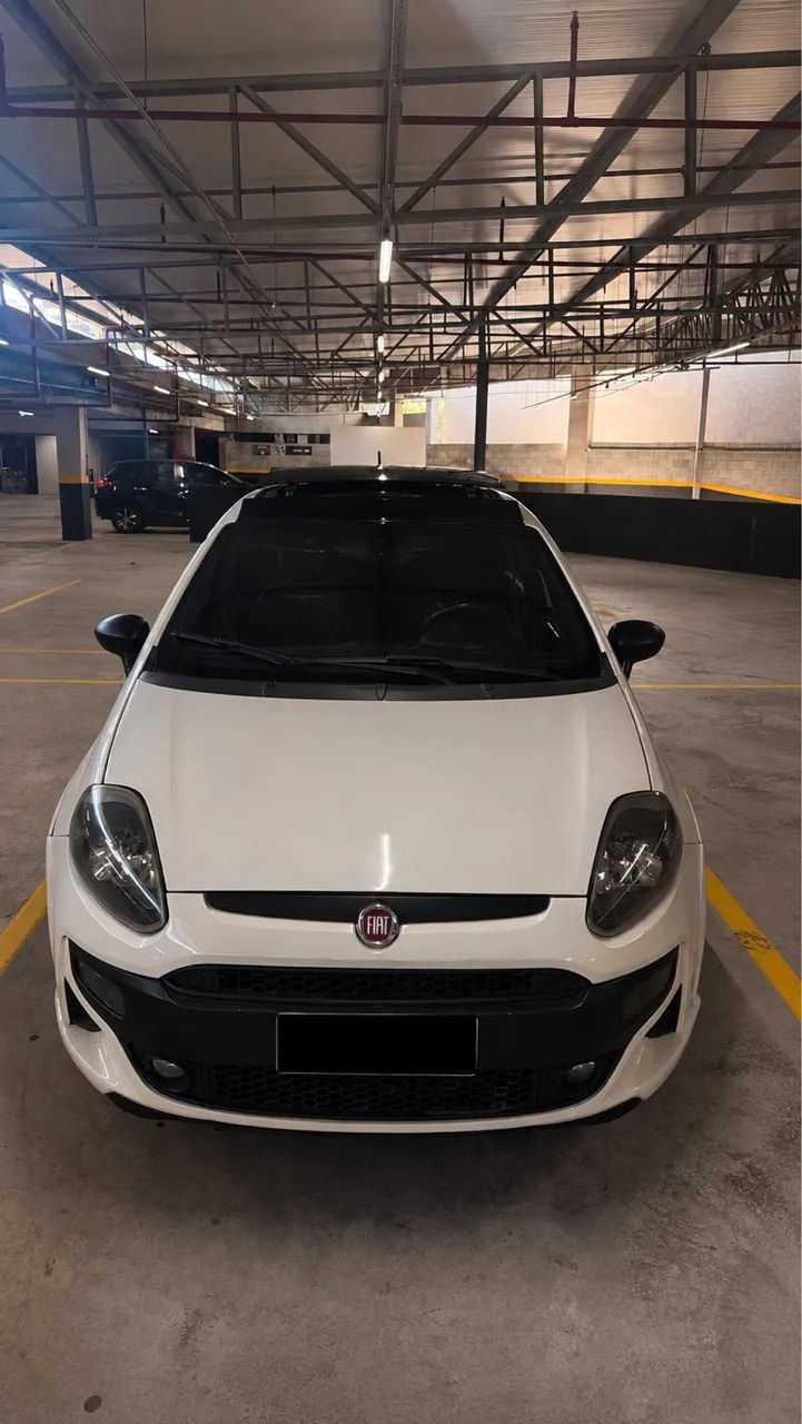 Fiat Punto Punto BLACKMOTION 1.8 Flex 16V 5p. 2015
