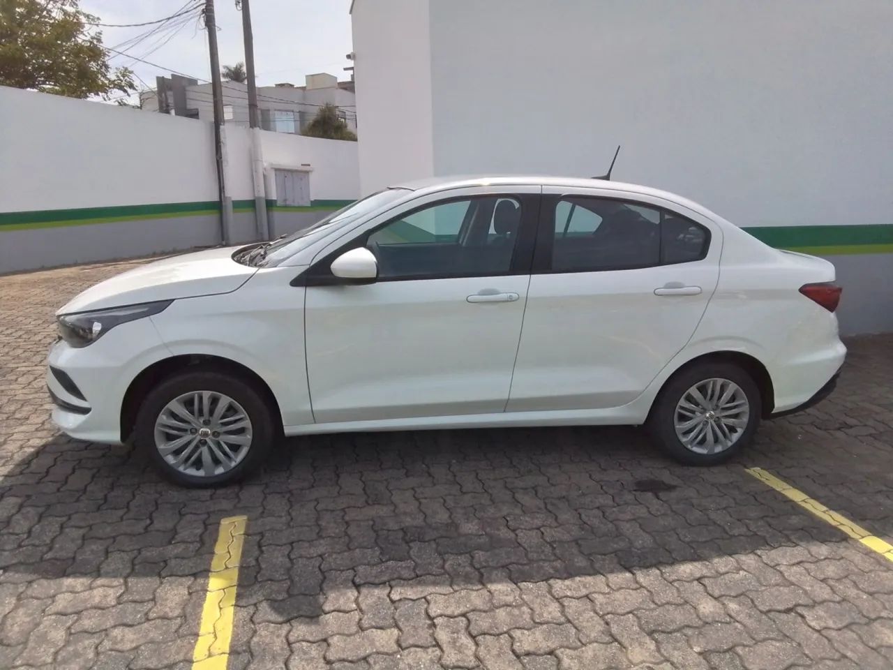 Fiat Cronos Drive 1.3 8V Flex 2023 - Foto 3