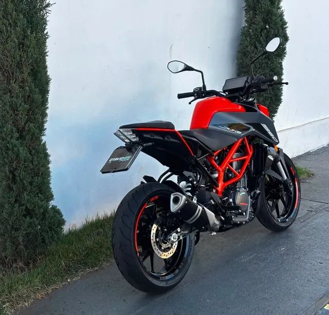 KTM DUKE 390  2024 - Foto 3
