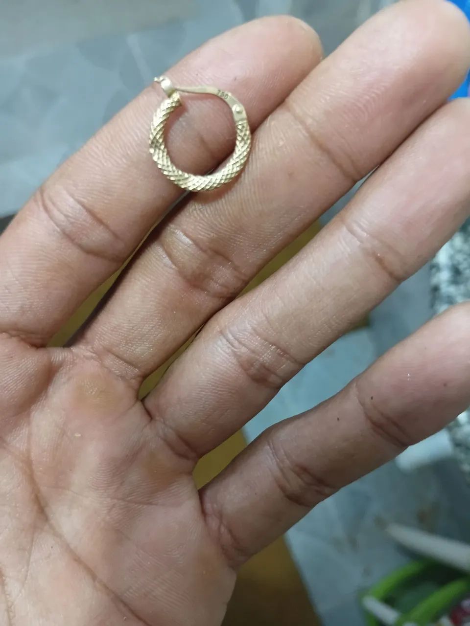 Brinco de ouro 750
