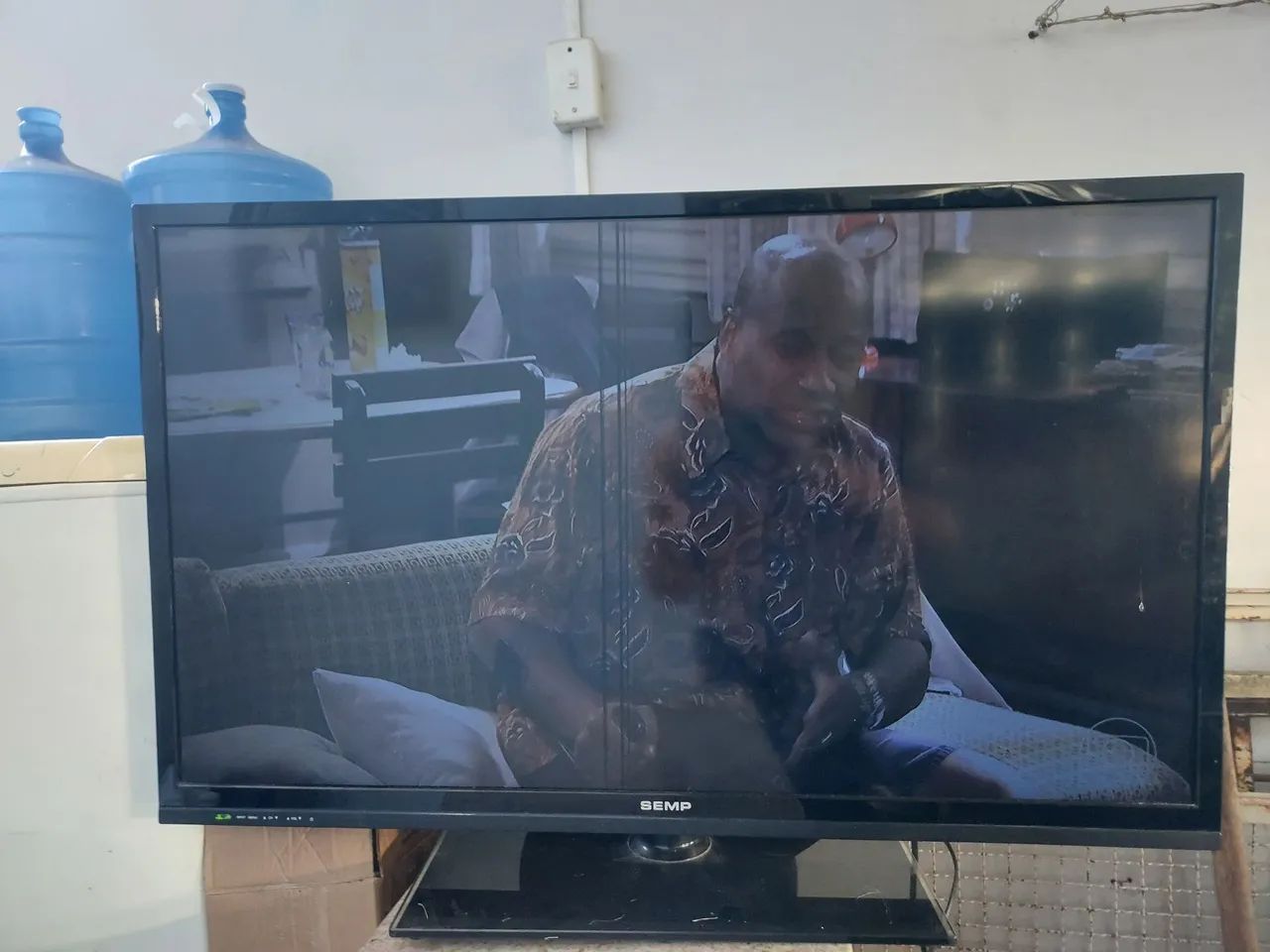 TV Semp Toshiba LCD 40 Polegadas  - Foto 4