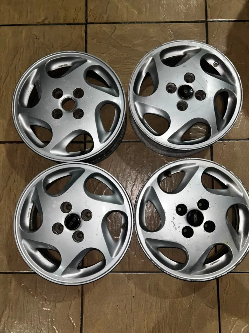 Parachoque Dianteiro T-cross 2021 (avariado) - Peças para carros