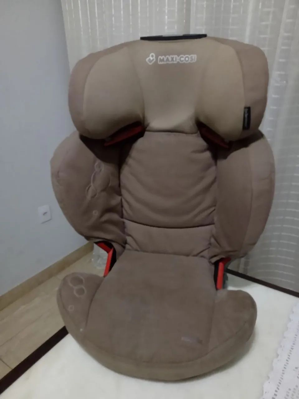 Cadeirinha veicular maxi cosi ISOFIX 