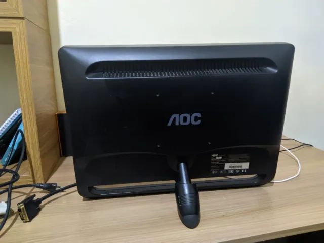 Monitor AOC F19L 18,5" - VGA + DVI - Foto 2