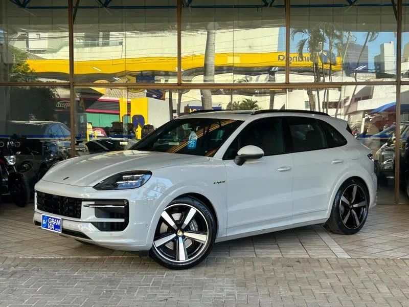 Porsche Cayenne 2025