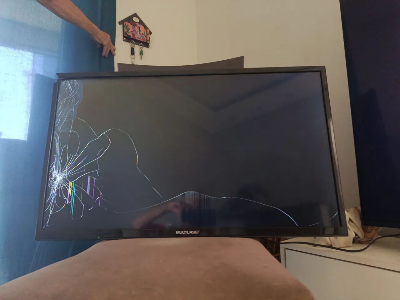 VENDO TV SMART 32 POLEGADAS "MARCA MULTILASER" PARA RETIRADA DE PEÇAS. - Foto 5