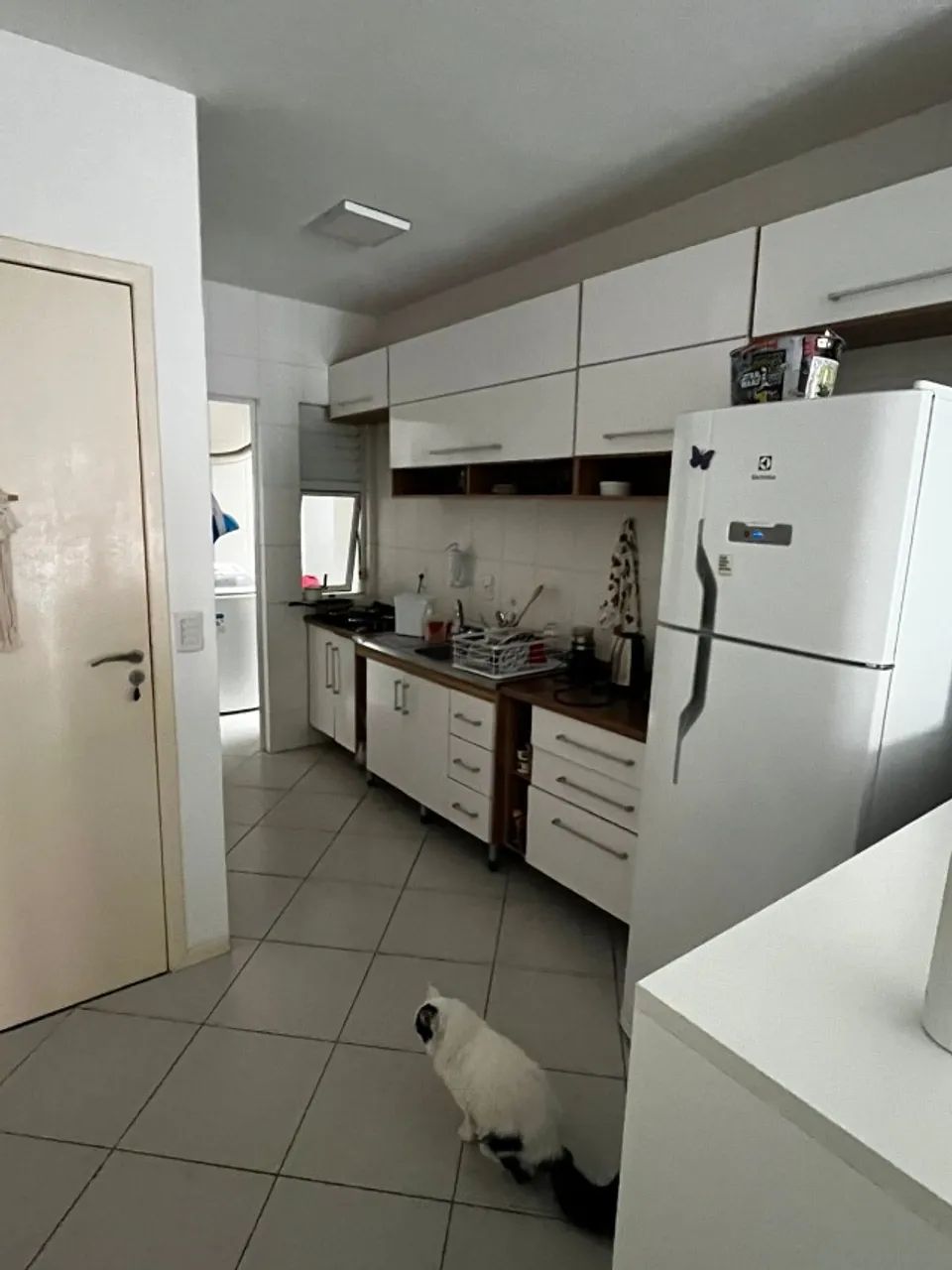 Alugo quarto individual para mulher em apto compartilhado  - Foto 3