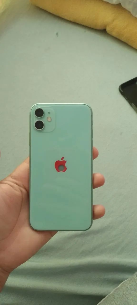 iPhone 11