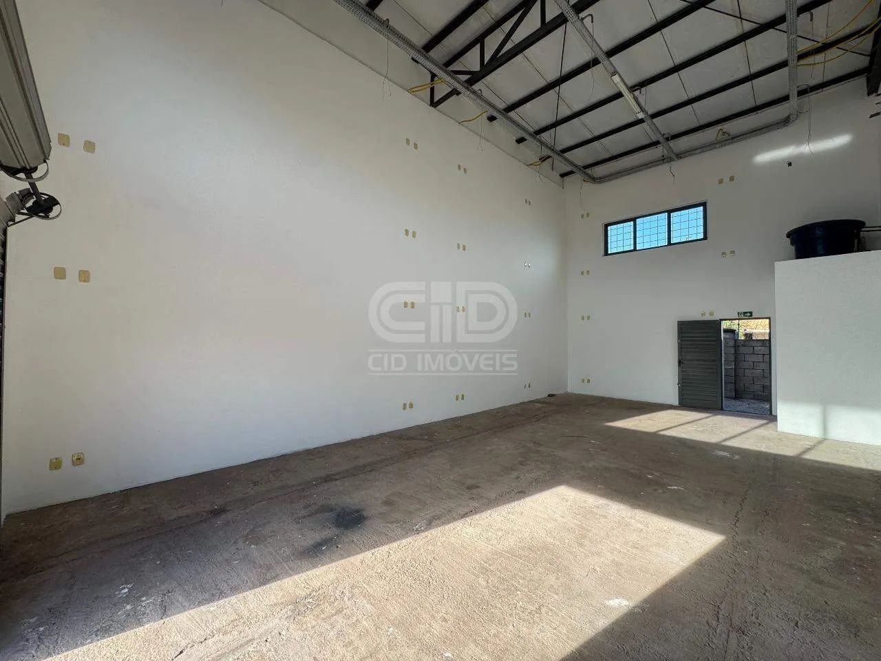 Salão Comercial com 70m² na Avenida dos Florais - Foto 3