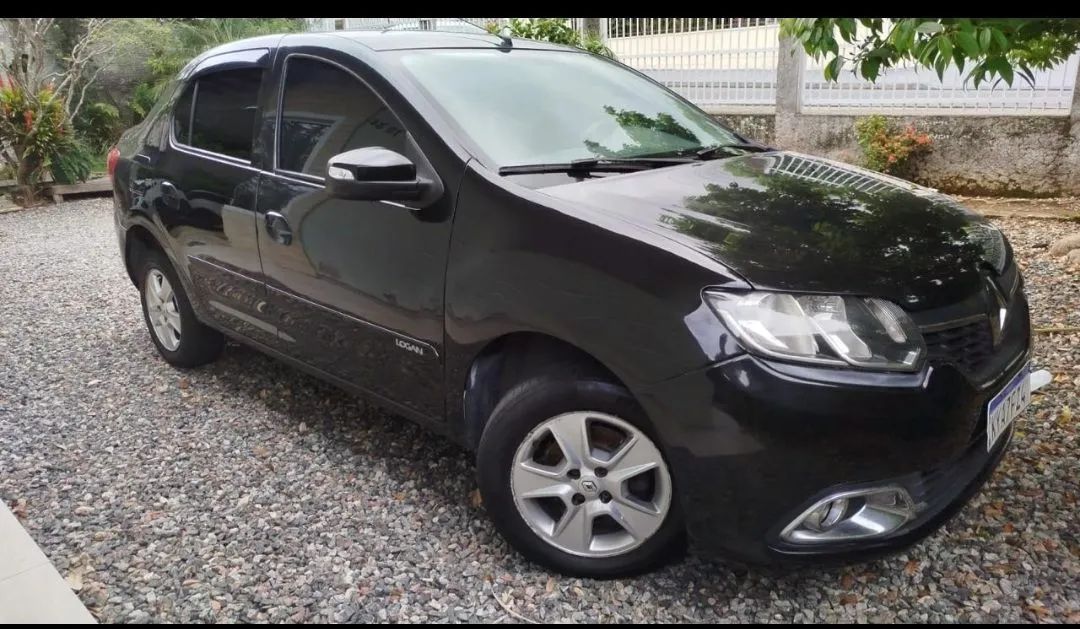 Renault Logan 2016