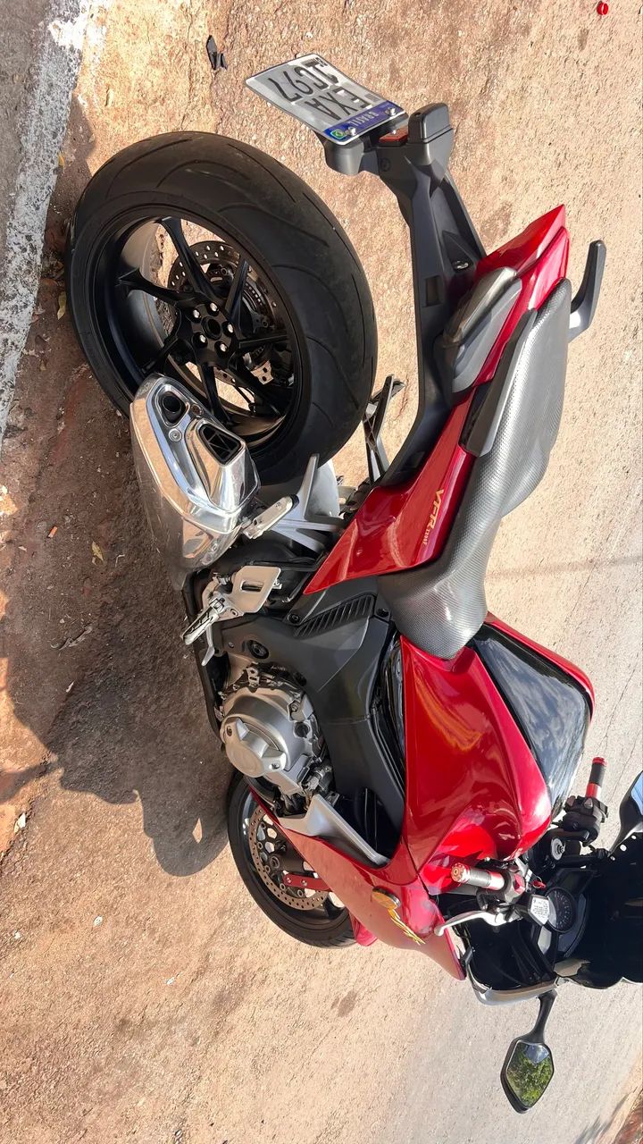 Vfr 1200 - Foto 2