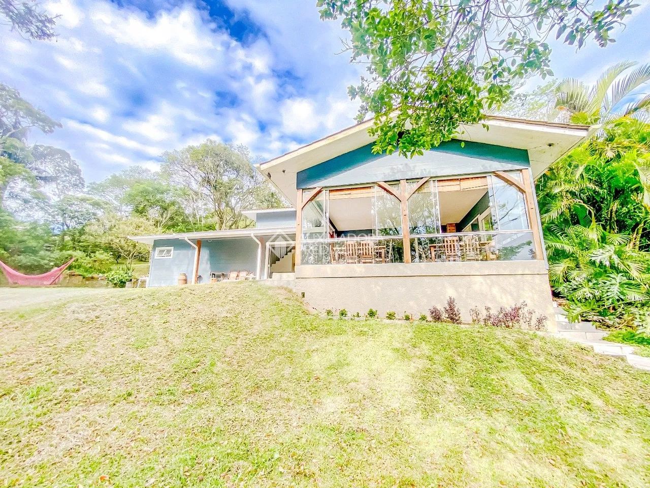 Casa com 2 dormitórios em Ratones, Florianópolis. Terreno de 9.338 m2 - Foto 2