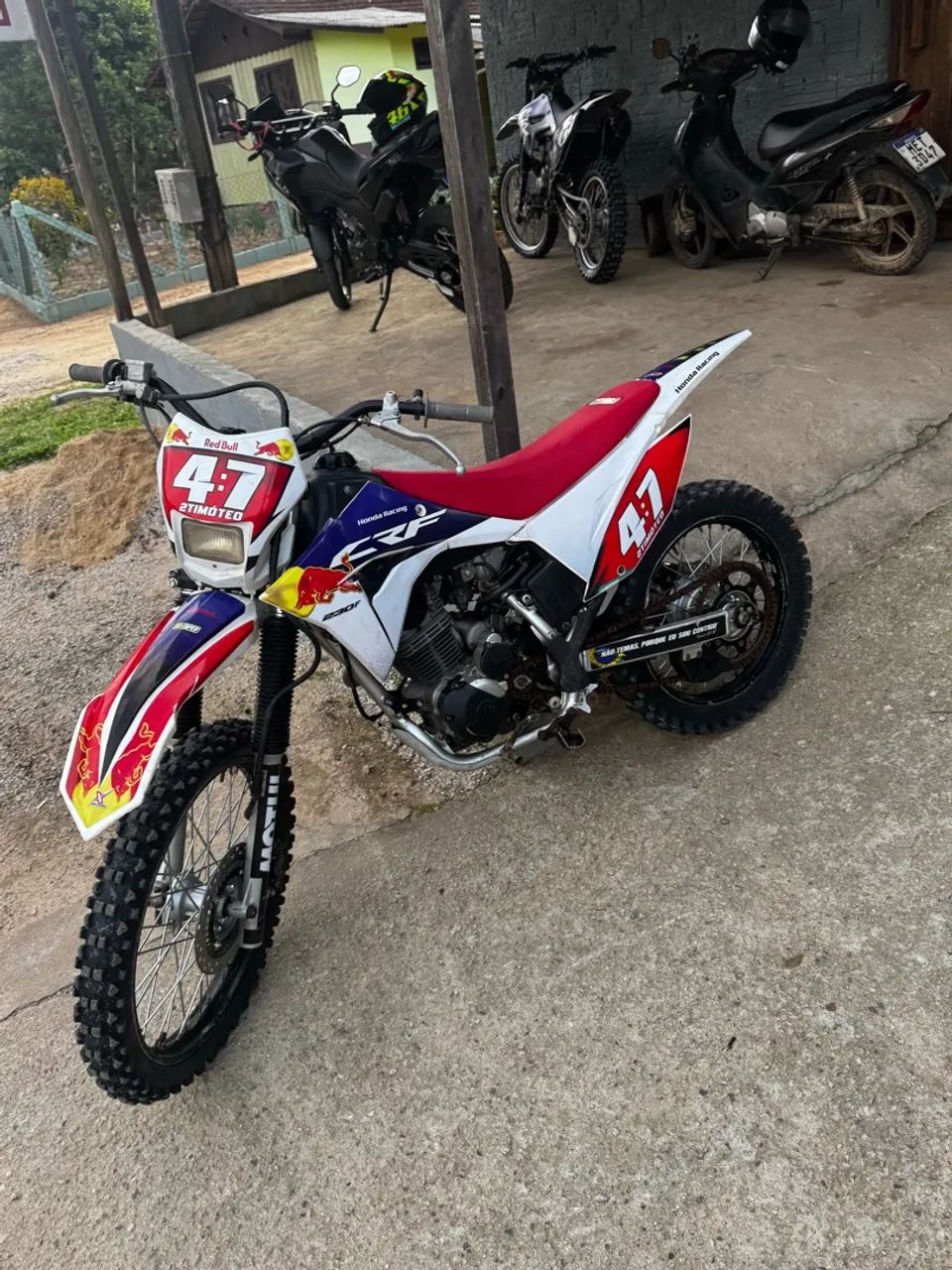 CRF 230F  - Foto 3
