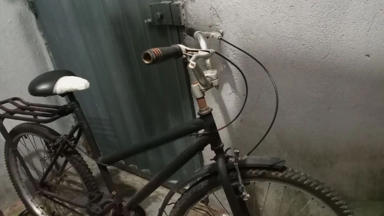 Bicicleta usada no precinho  - Foto 2