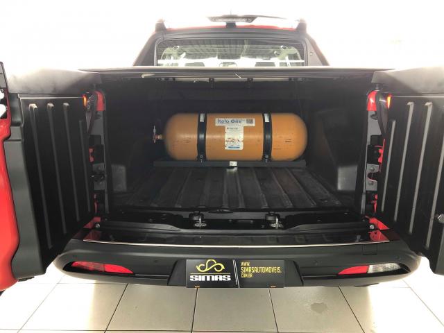 FIAT TORO 2016/2017 1.8 16V EVO FLEX FREEDOM OPEN EDITION AUTOMÁTICO - Foto 9