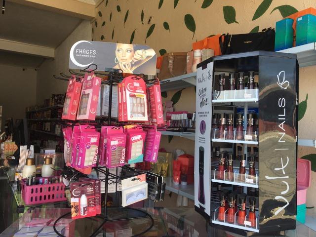 Vende-se loja de cosméticos montada! Só levar e montar no lugar que você desejar! - Foto 6