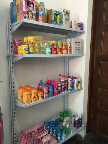 Vende-se loja de cosméticos montada! Só levar e montar no lugar que você desejar! - Foto 3