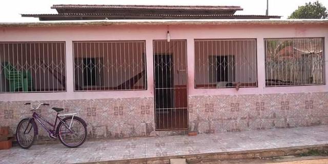 Vende-se casa centro de Senador Guiomard