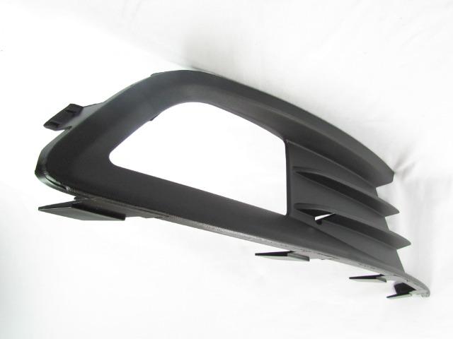 Grade Moldura Tela Preto Farol Milha Com Furo Gol G6 Direito - Foto 2