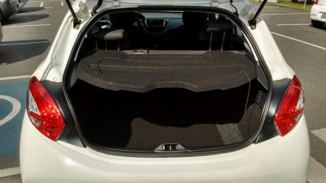 PEUGEOT 208 ACTIVE 1.5 8V FLEX Branco 2014/2015 - Foto 11