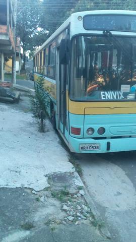 Vendo Ônibus Semi Rodoviário