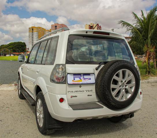 Pajero TR4 2012 automatica 4x4 completa - Foto 6