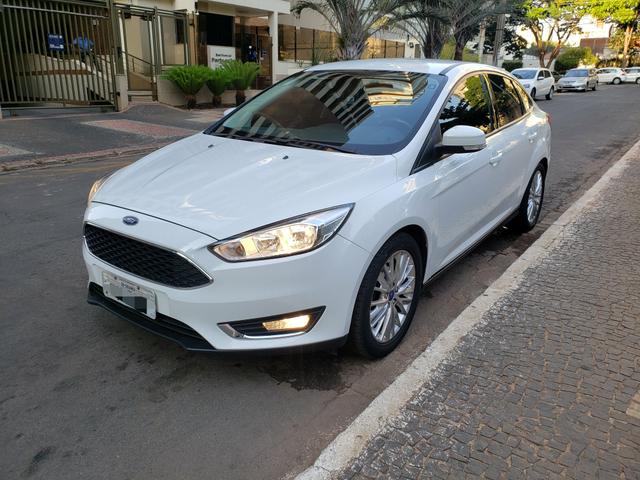 Focus Sedã SE 2016