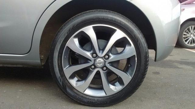 NISSAN MARCH SL 1.6 16V FLEXSTART Cinza 2015/2016 - Foto 16