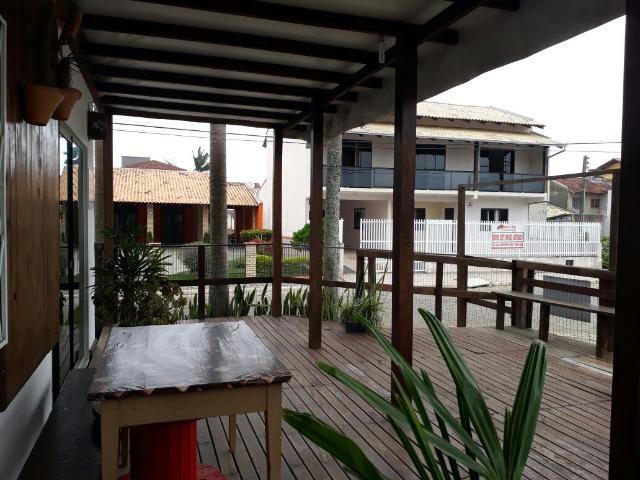 Lindo Sobrado a poucos metros do Mar - Foto 16