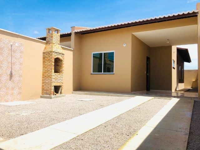 WS. otima casa nova com 2 quartos,2 banheiros toda no porcelanato a 10 min. de messejana