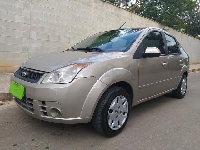Ford Fiesta sedan 1.6 flex - Foto 2