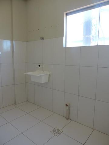 ALUGA-SE APARTAMENTOS 1 e 2 Quartos - Foto 2