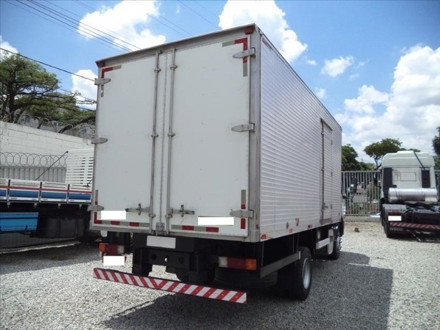 MERCEDES BENZ ACCELO 1016