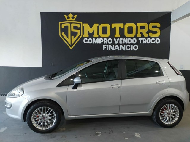 FIAT PUNTO ESSENCE 1.6 MANUAL 2014 COMPLETO COM BAIXA KILOMETRAGEM 89 MIL KM