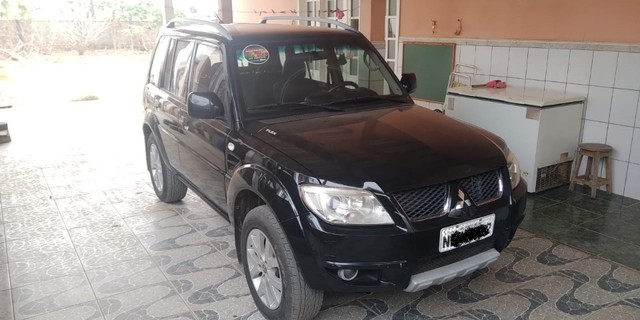 PAJERO TR4 HPE 4X4 AUTOMÁTICA