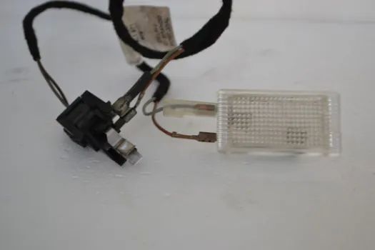 Luz Luminária Cortesia Porta Luvas Audi A3 2003 Original