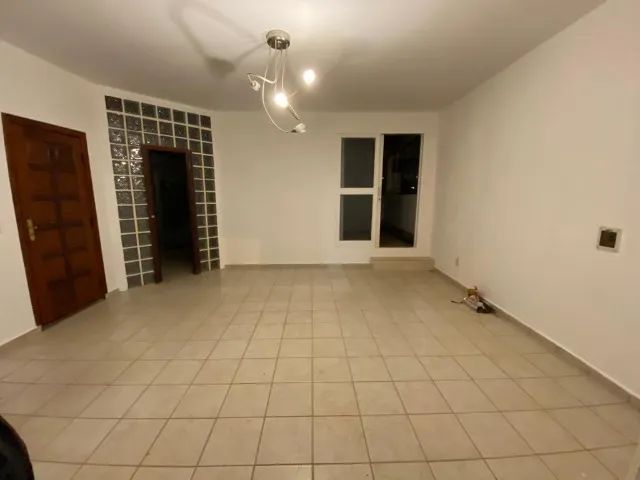 Alugo apartamento 2 qtos 90m² com 2 garagem!! Guarapark-Guará ll. - Foto 3