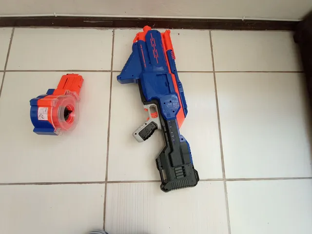 Arma Nerf Mega Vermelha Grande sem Balas, Brinquedo Nerf Usado 49272500