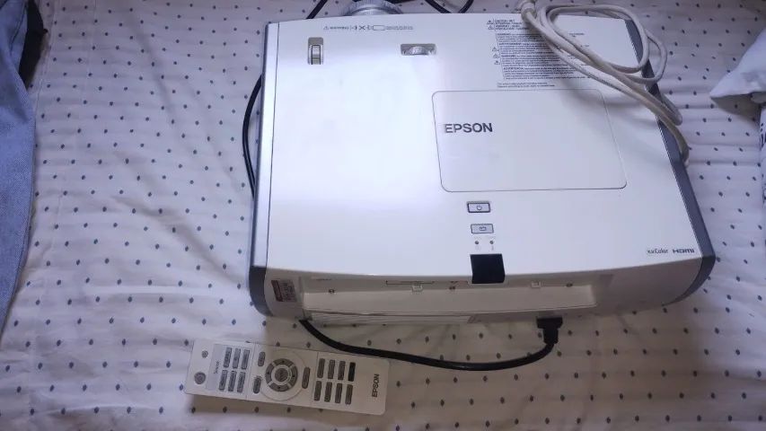 Epson Home Cinema 8350 Power Lite 3lcd Hdmi - C/controle e Case (Bolsa) - ACEITO TROCA! - Foto 3