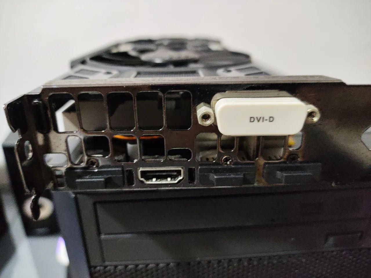 Placa de Vídeo EVGA GeForce GTX 1060 6GB GDDR5 - Foto 5