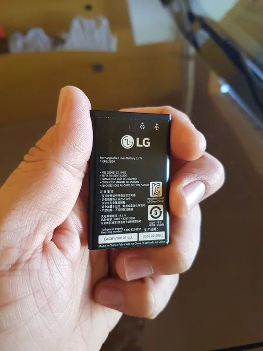 Bateria LG do celular A275 e B220 nova ORIGINAL em Samambaia Sul  - Foto 3