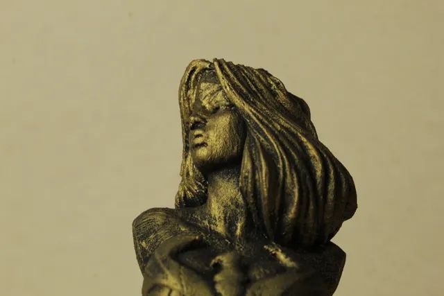 Busto Mulher Maravilha - Foto 2